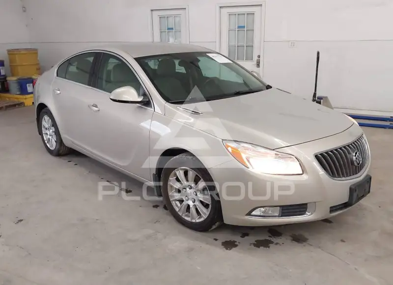 2012 Buick REGAL фото