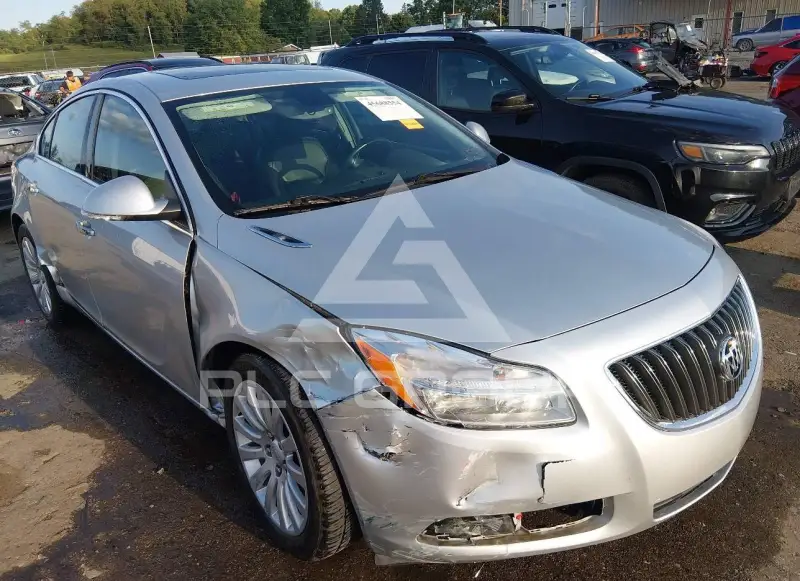 2012 Buick REGAL photo