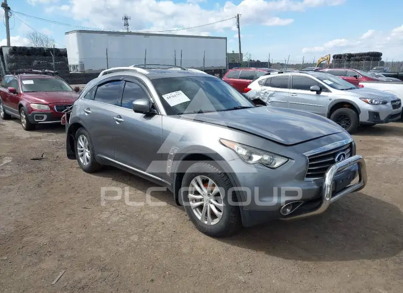 2012 Infinity FX35 фото