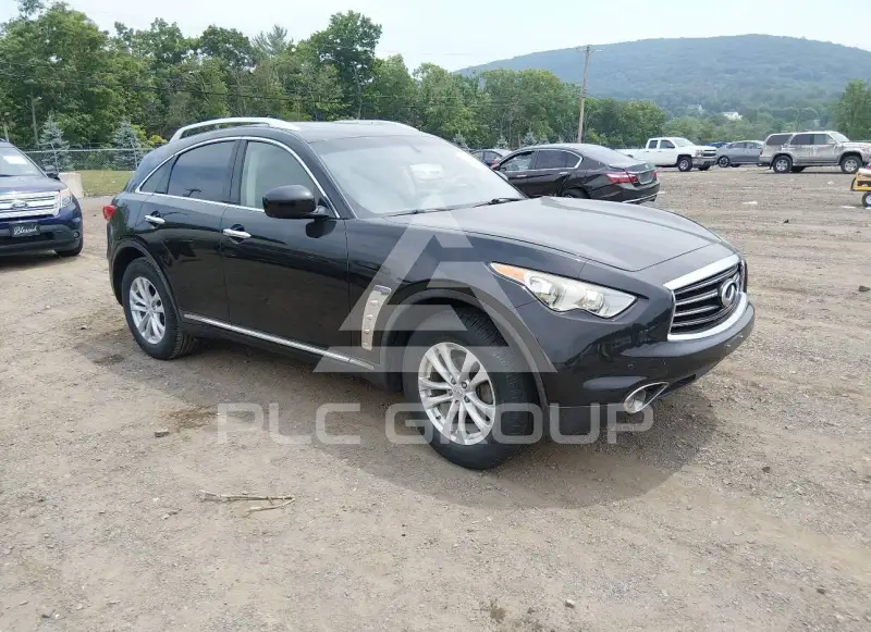 2012 Infinity FX35 фото