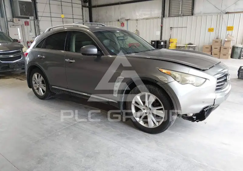 2012 Infinity FX35 фото