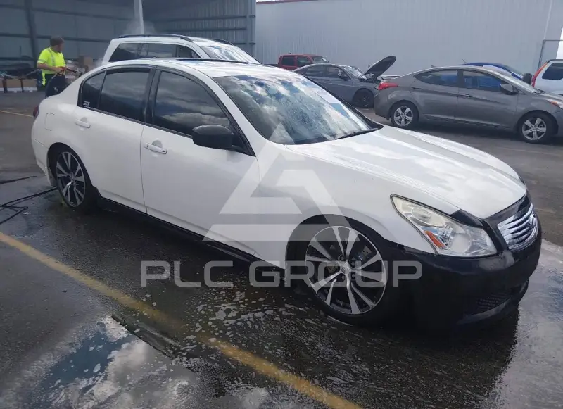 2012 Infinity G37 фото