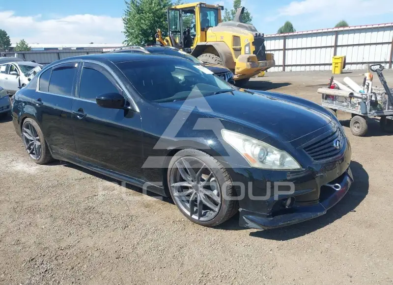 2012 Infinity G37 фото