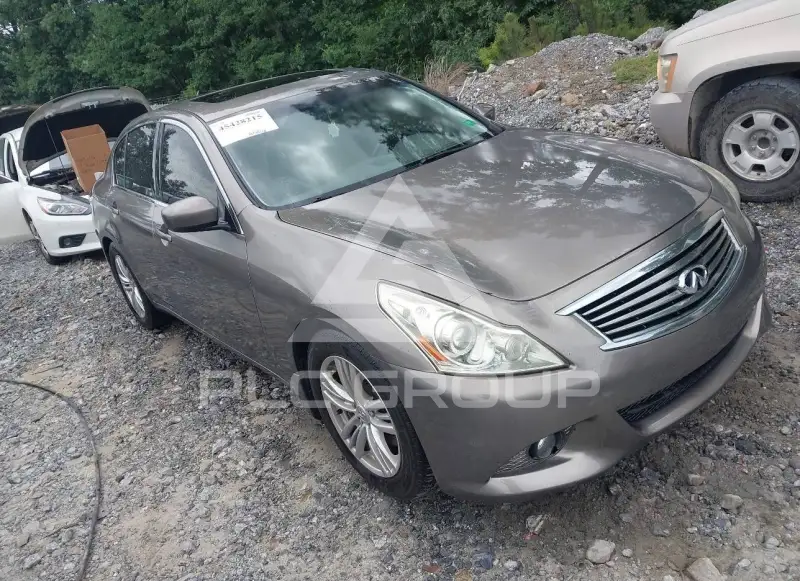 2012 Infinity G37 фото