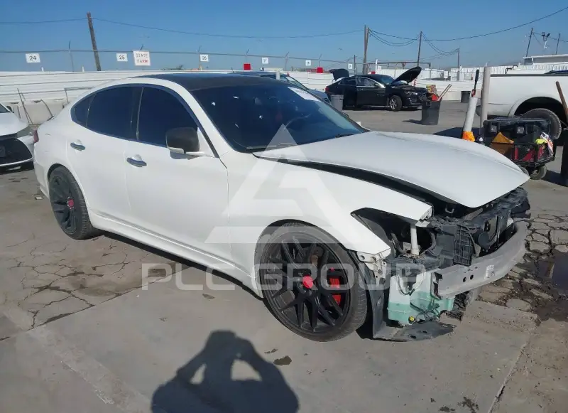 2012 Infinity M37 photo