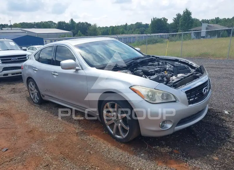 2012 Infinity M37 photo