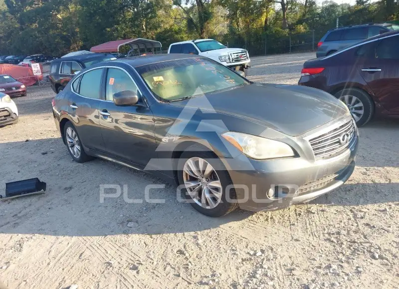 2012 Infinity M37 photo