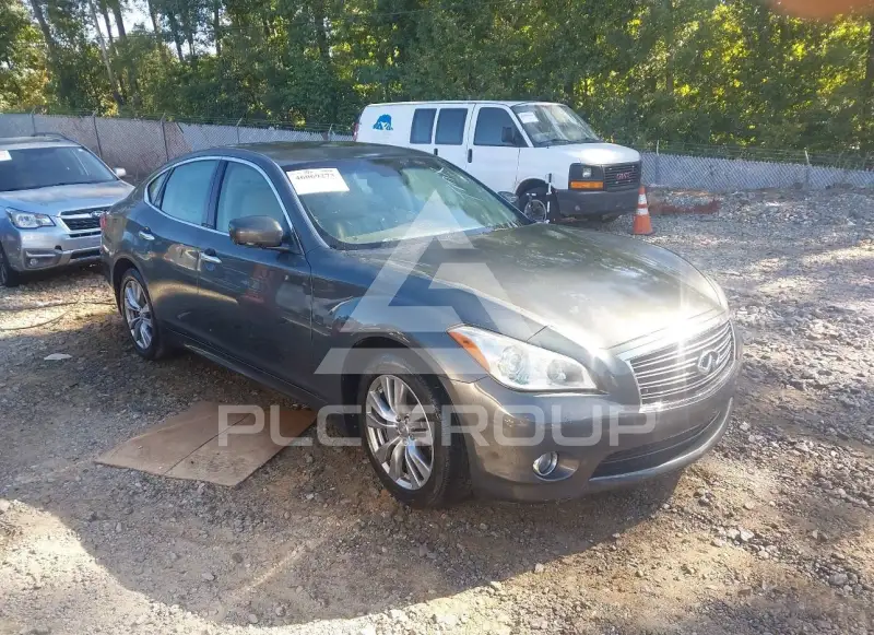 2012 Infinity M37 photo