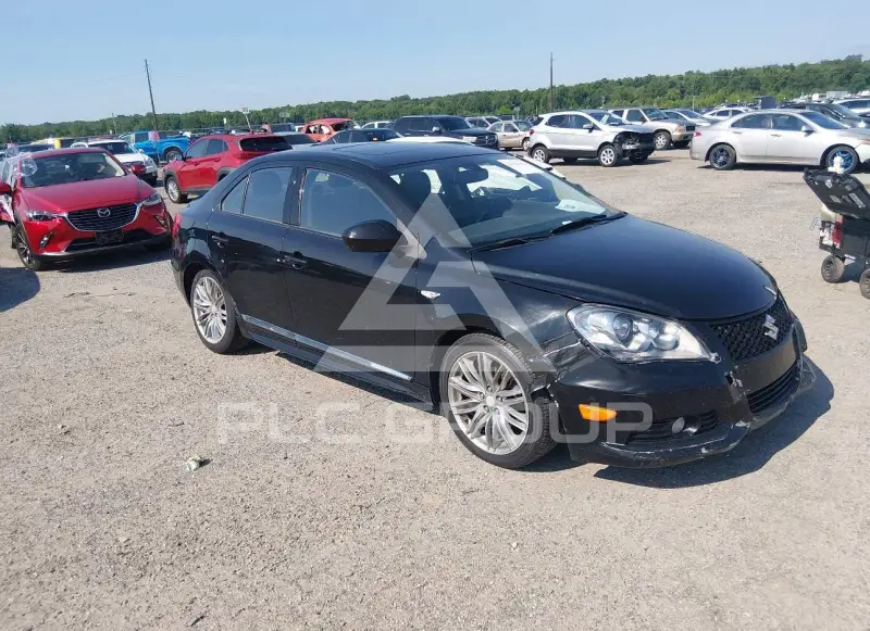 2012 Suzuki KIZASHI фото