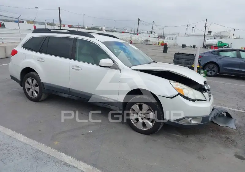 2012 Subaru Outback photo