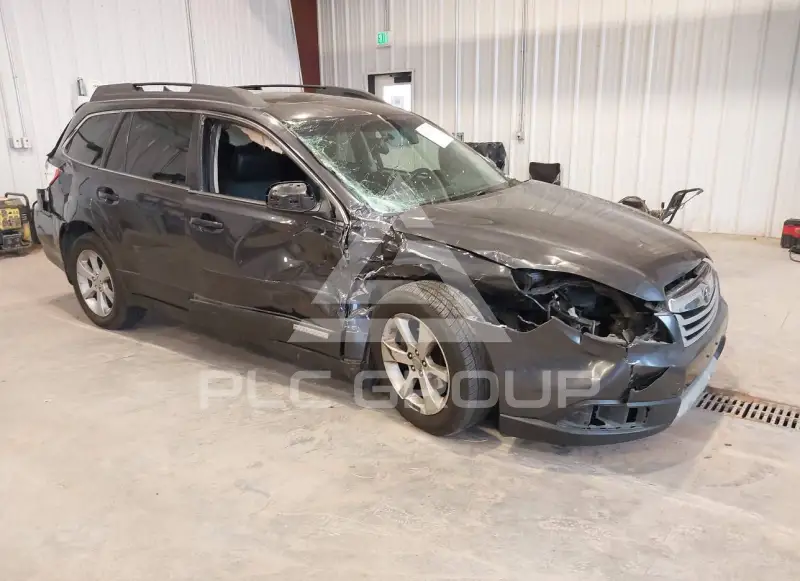 2012 Subaru Outback photo