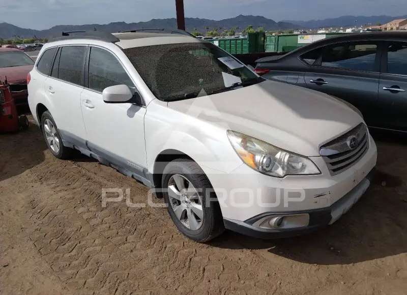 2012 Subaru Outback photo