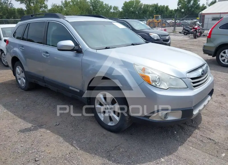 2012 Subaru Outback photo