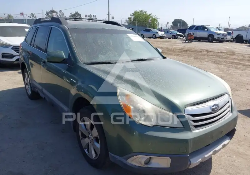 2012 Subaru Outback photo