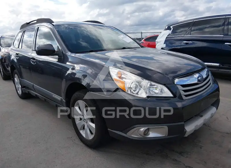 2012 Subaru Outback photo