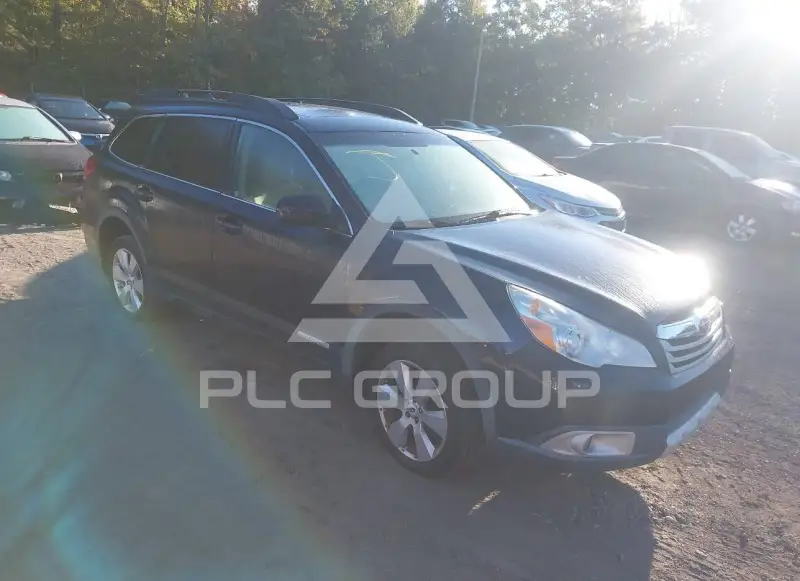 2012 Subaru Outback photo