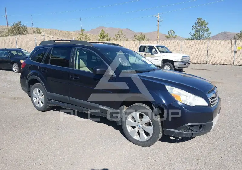 2012 Subaru Outback photo