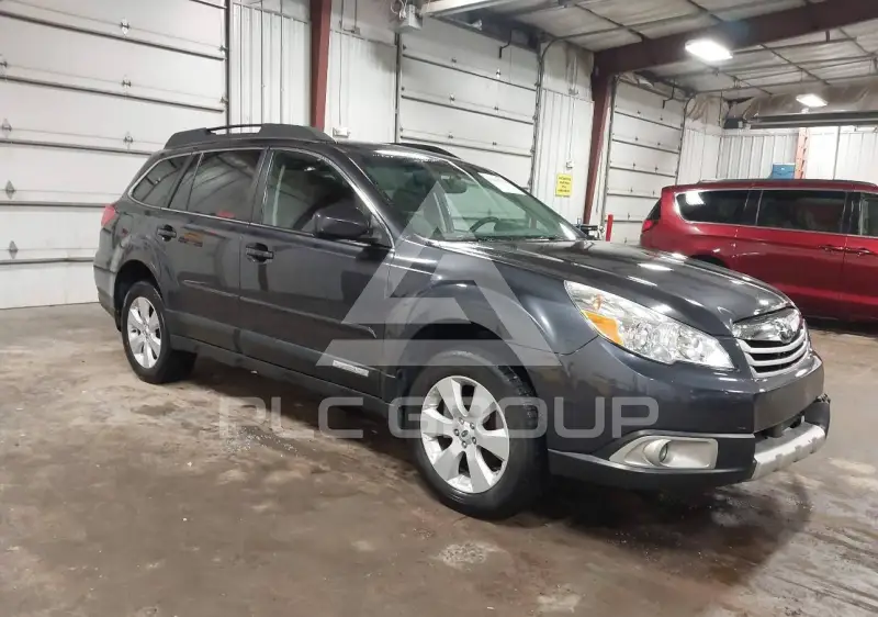 2012 Subaru Outback photo