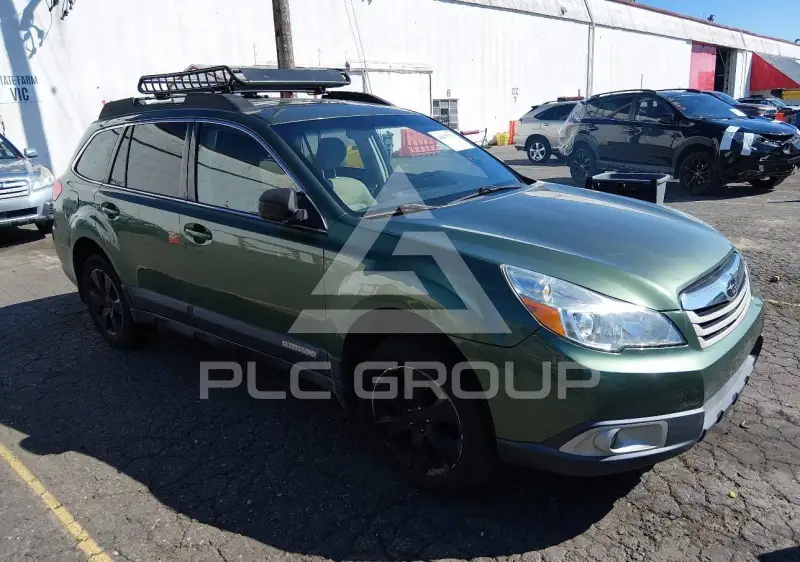 2012 Subaru Outback photo