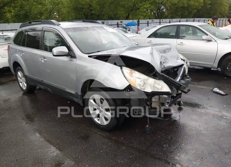 2012 Subaru Outback photo