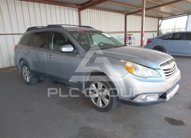 2012 Subaru Outback photo