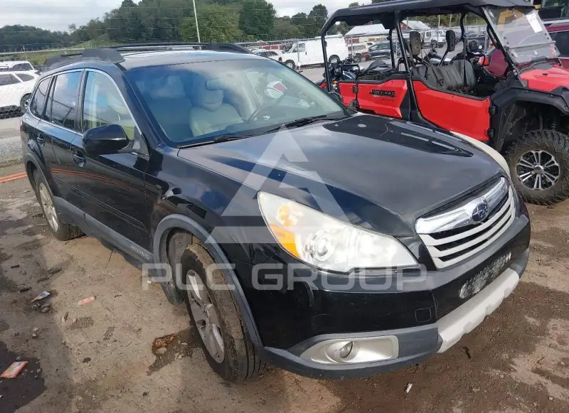 2012 Subaru Outback photo