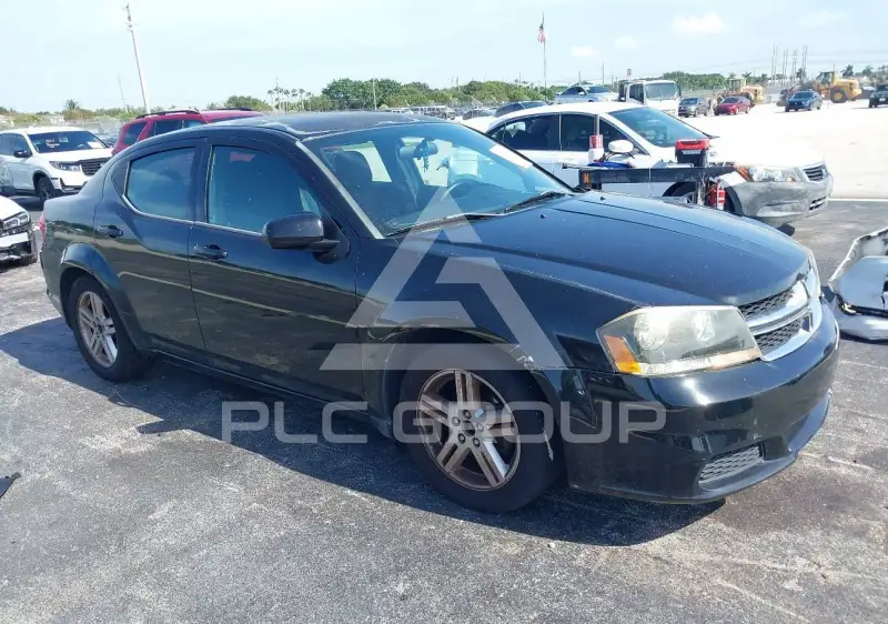 2012 Dodge AVENGER photo