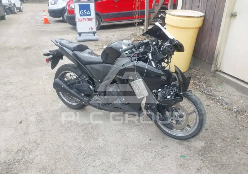 2012 Honda CBR250 photo