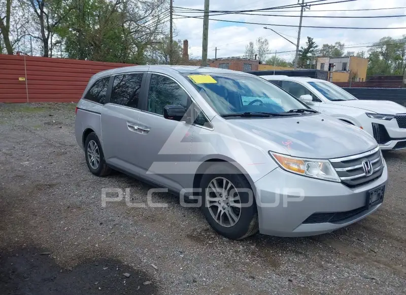 2012 Honda ODYSSEY фото