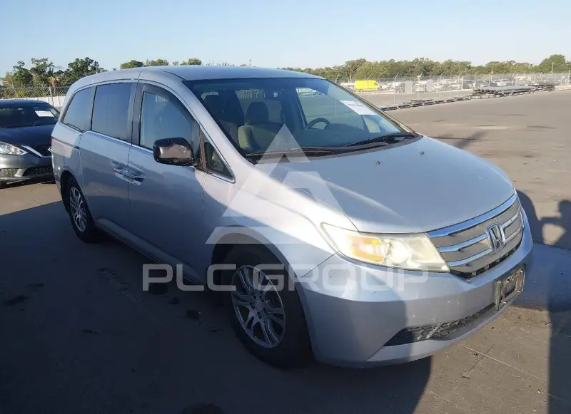 2012 Honda ODYSSEY фото