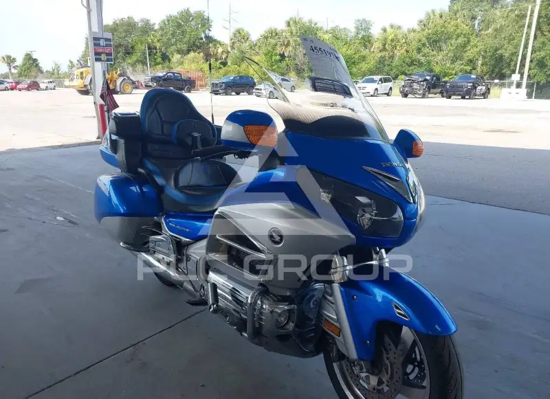 2012 Honda GL1800 фото