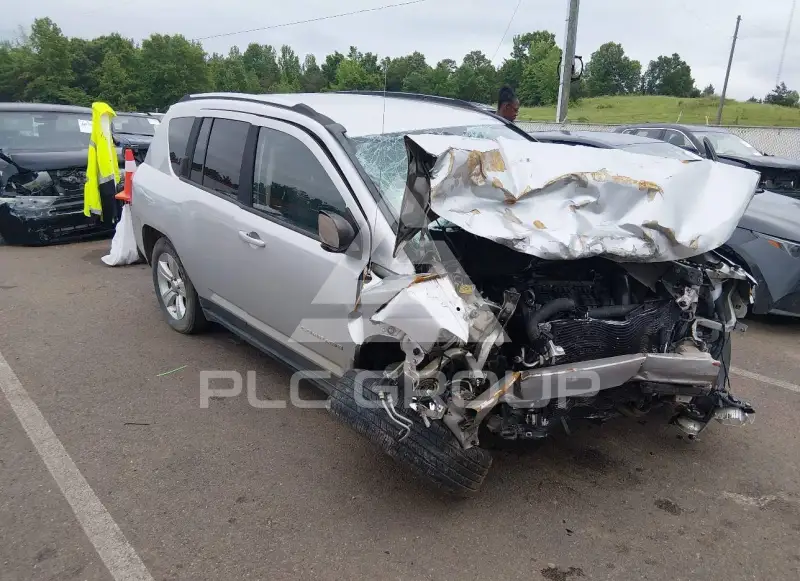 2012 Jeep COMPASS фото