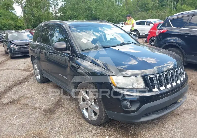 2012 Jeep COMPASS photo