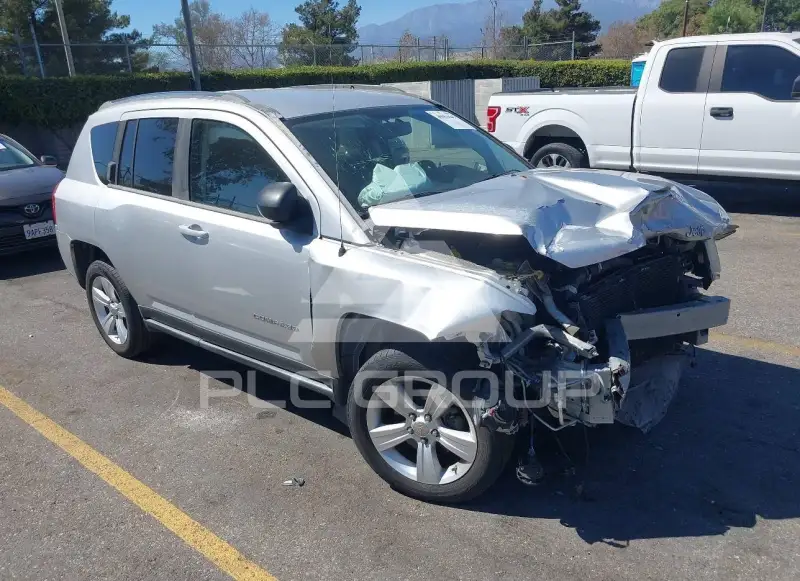 2012 Jeep COMPASS фото