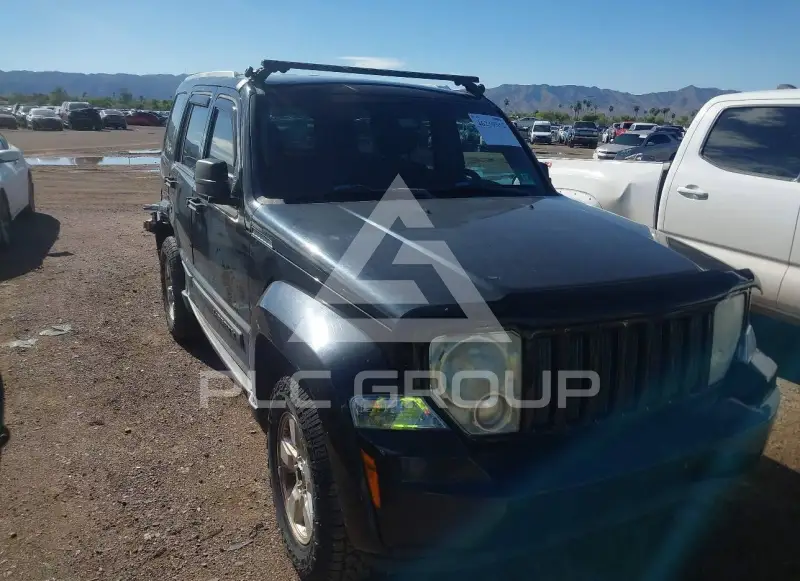 2012 Jeep LIBERTY фото