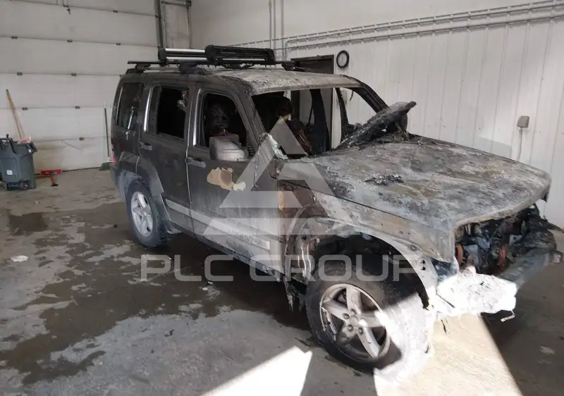 2012 Jeep LIBERTY фото