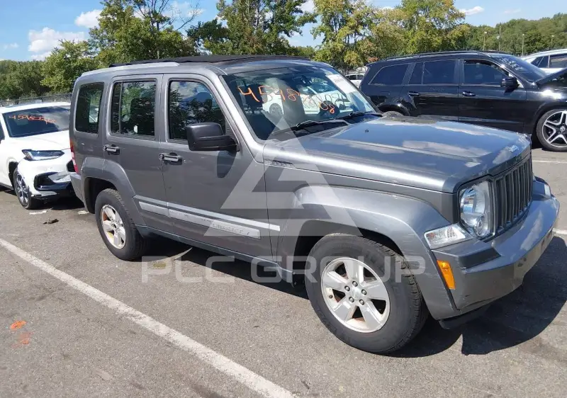 2012 Jeep LIBERTY фото