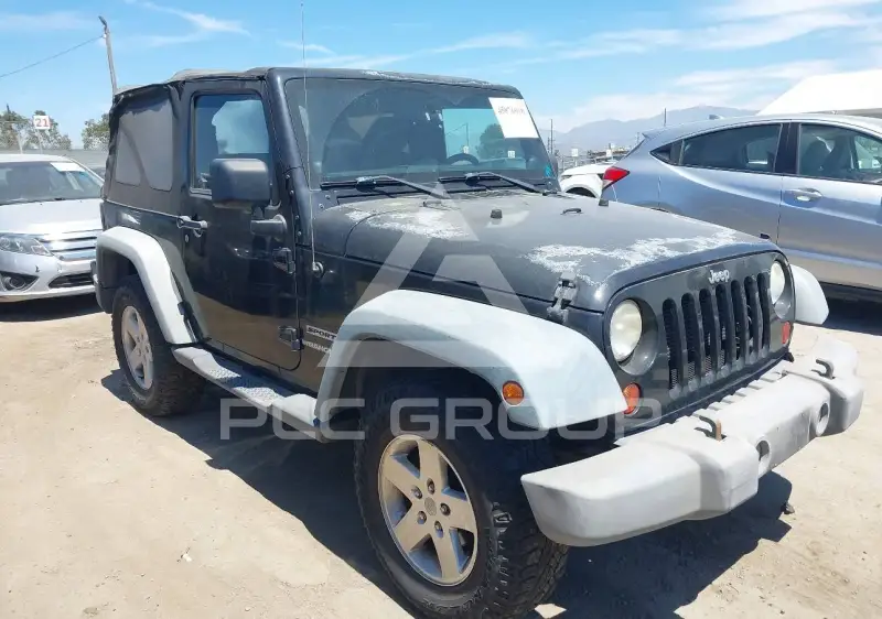 2012 Jeep WRANGLER фото