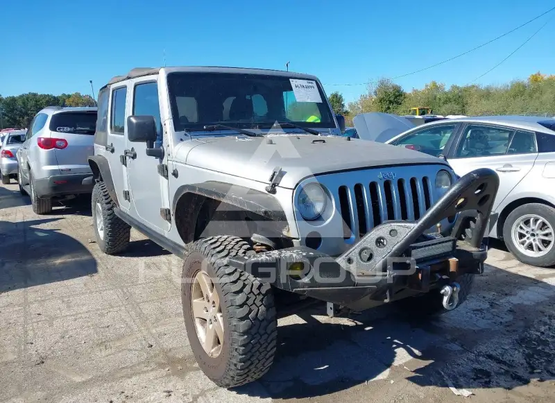 2012 Jeep WRANGLER фото