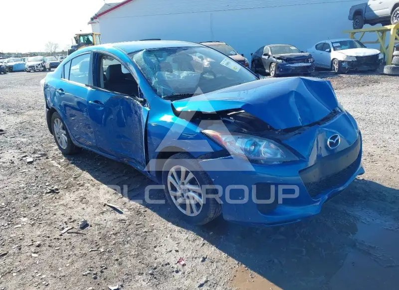 2012 Mazda 3 photo