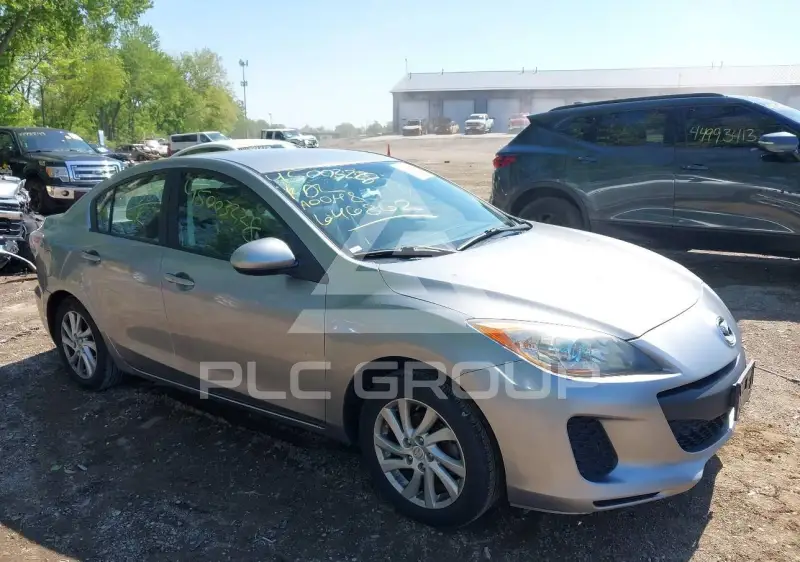 2012 Mazda 3 photo