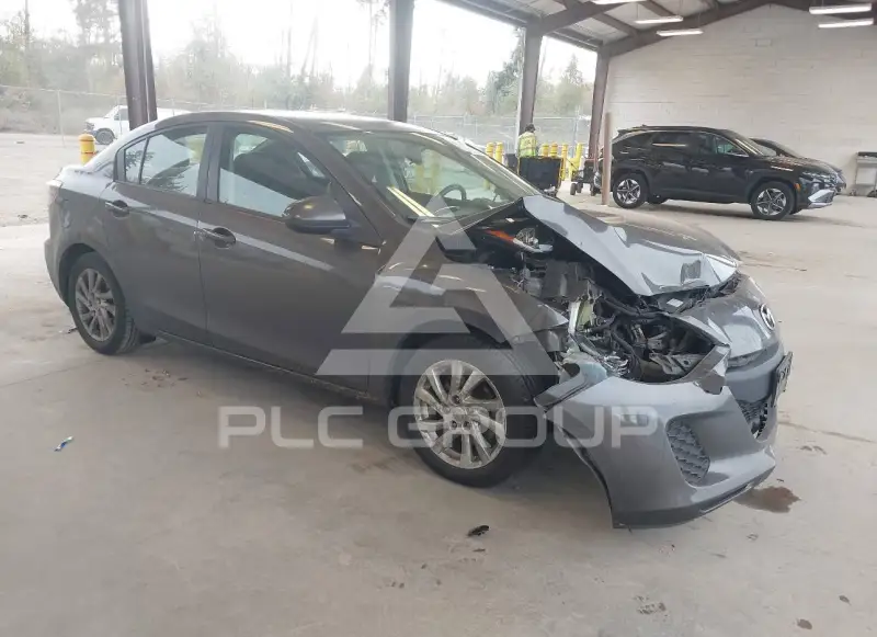 2012 Mazda 3 photo