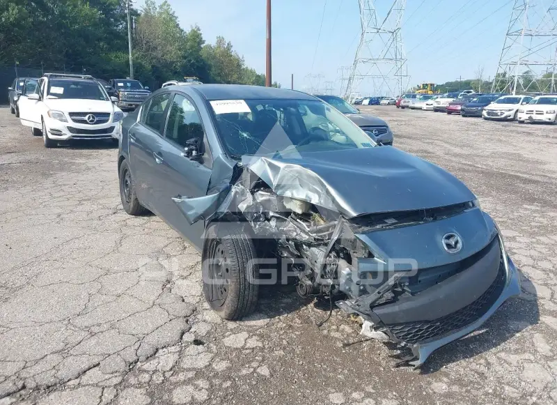 2012 Mazda 3 фото