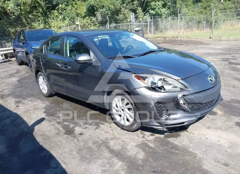2012 Mazda 3 photo