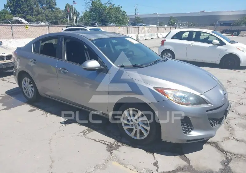 2012 Mazda 3 фото