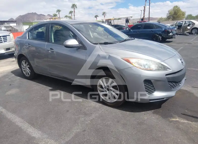 2012 Mazda 3 photo