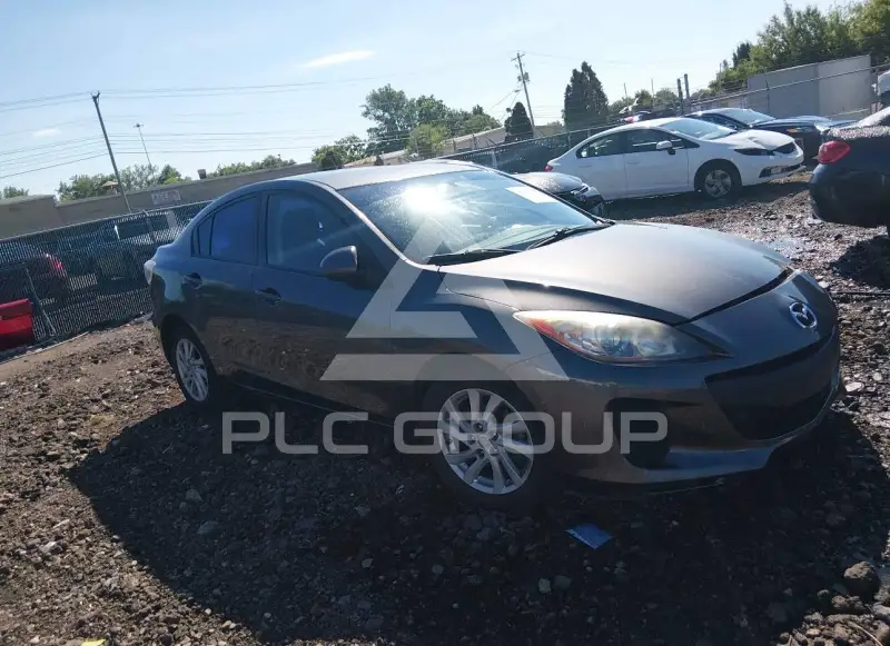 2012 Mazda 3 photo