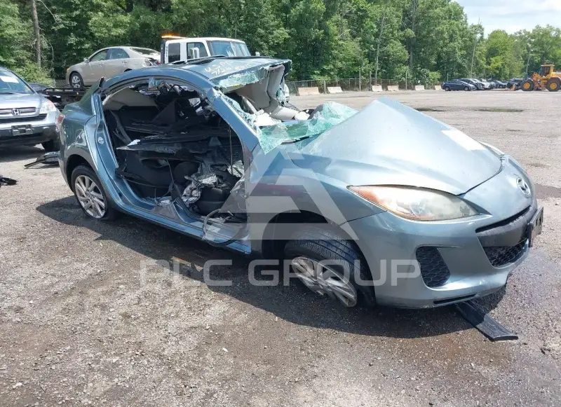 2012 Mazda 3 photo