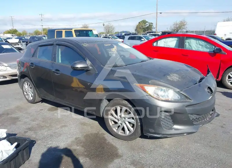 2012 Mazda 3 фото