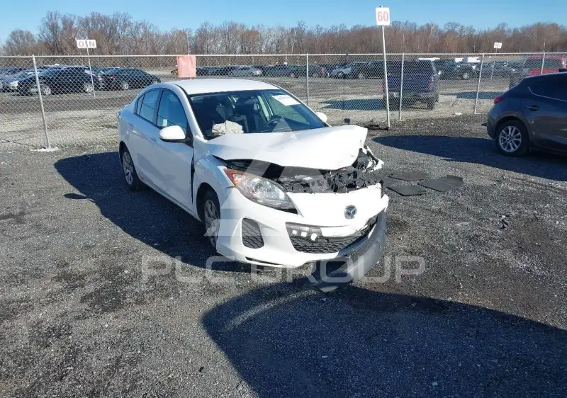 2012 Mazda 3 фото